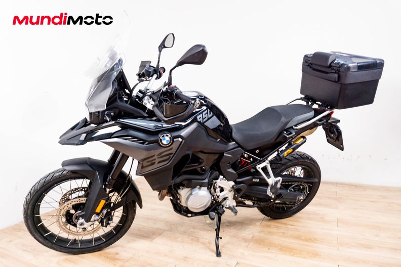 Motorbike image 6