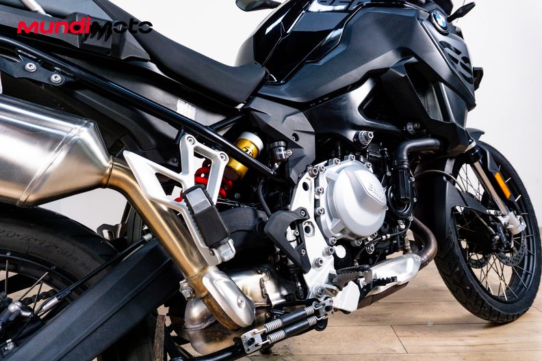 Motorbike image 3