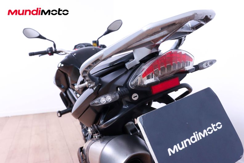 Motorbike image 9