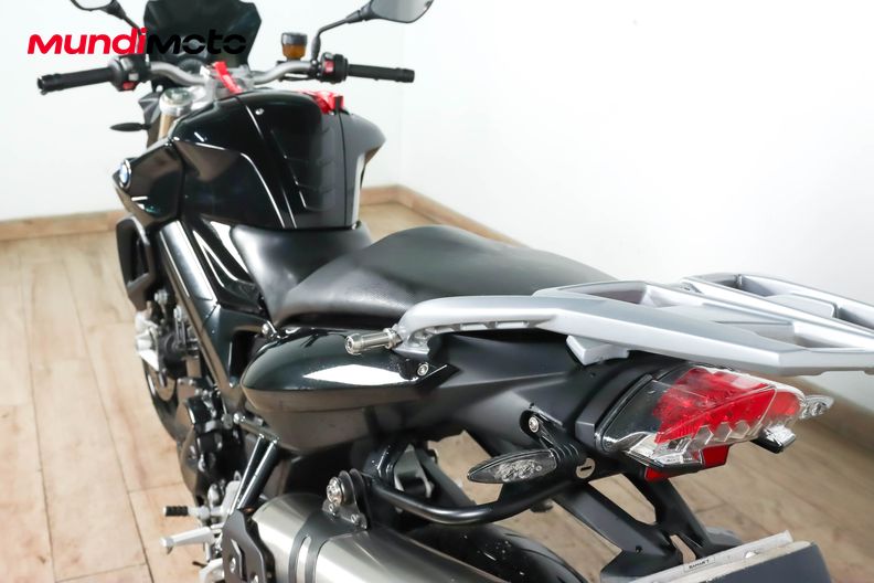 Motorbike image 9