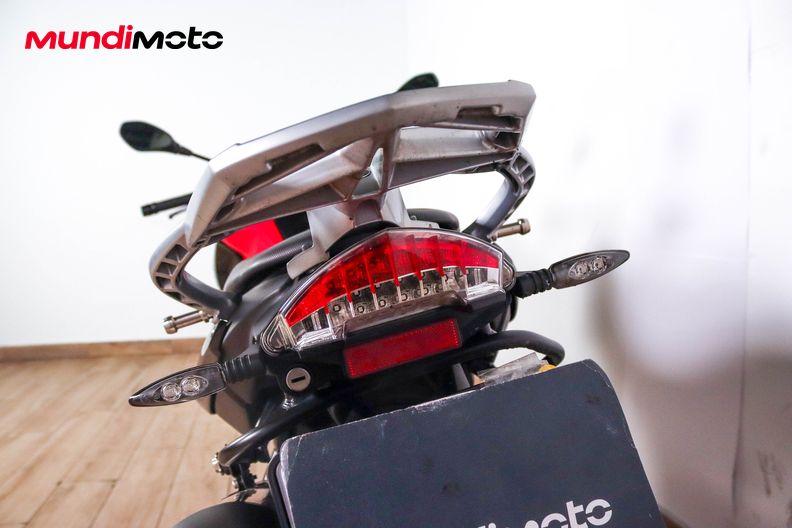 Motorbike image 9