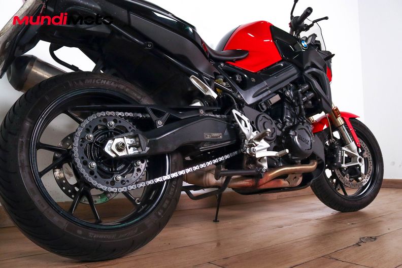 Motorbike image 3
