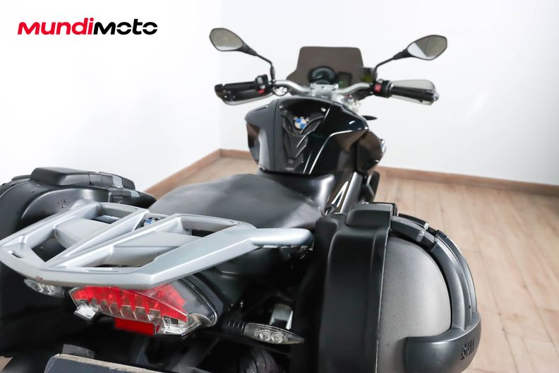 Motorbike image 3