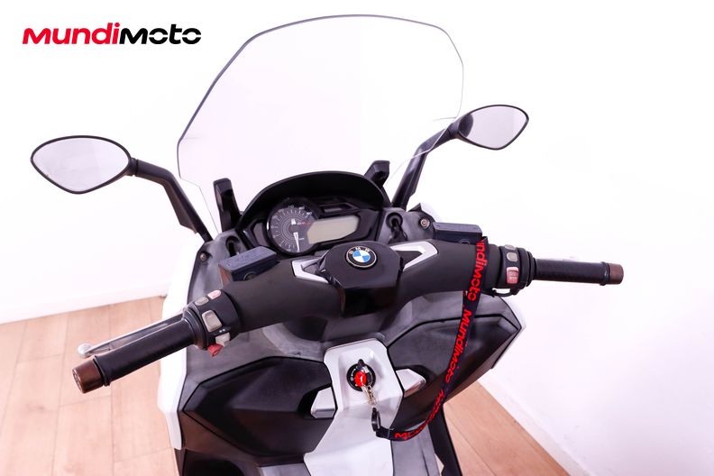 Motorbike image 10