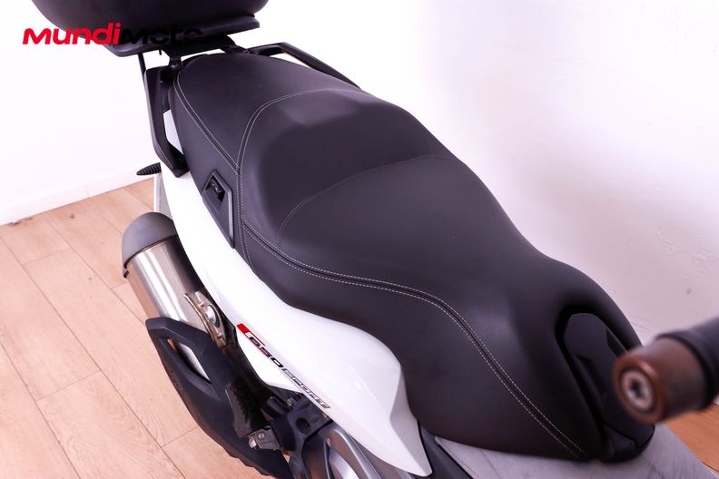 Motorbike image 13
