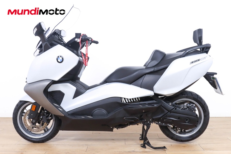 Motorbike image 5