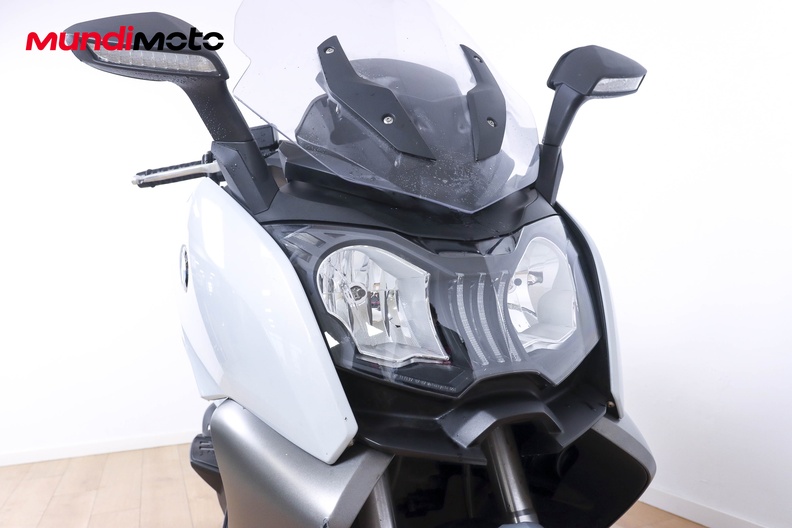 Motorbike image 4