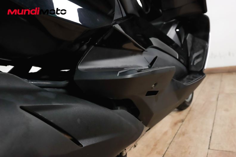 Motorbike image 3