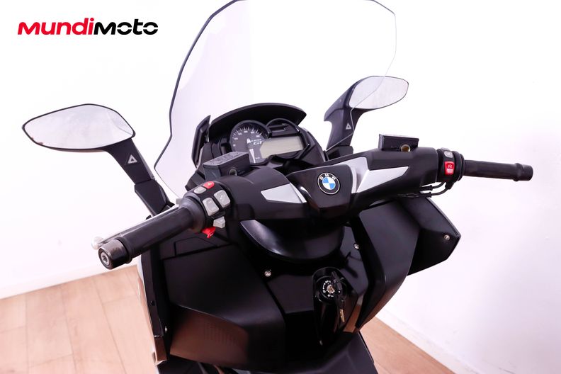 Motorbike image 10