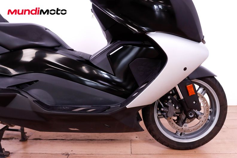 Motorbike image 12