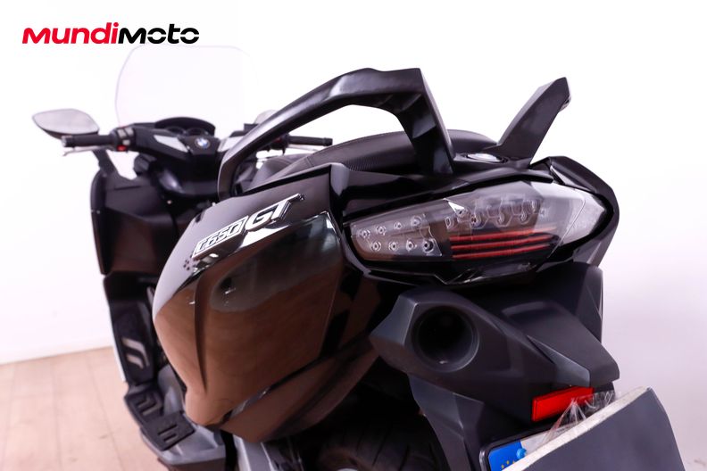Motorbike image 9