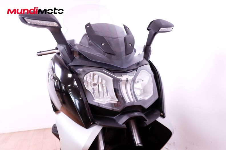Motorbike image 4