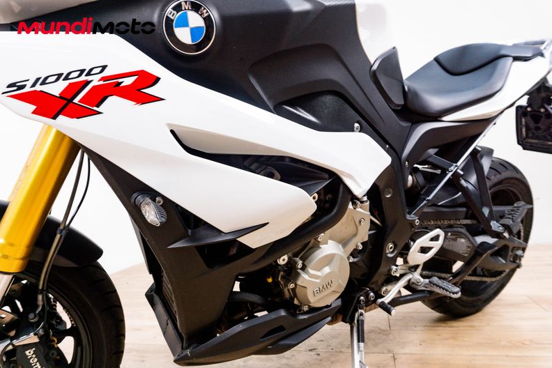 Motorbike image 9
