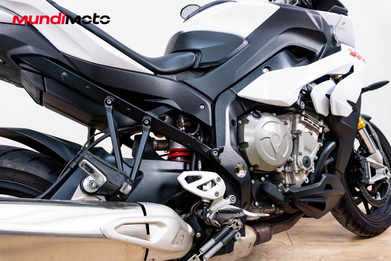 Motorbike image 3