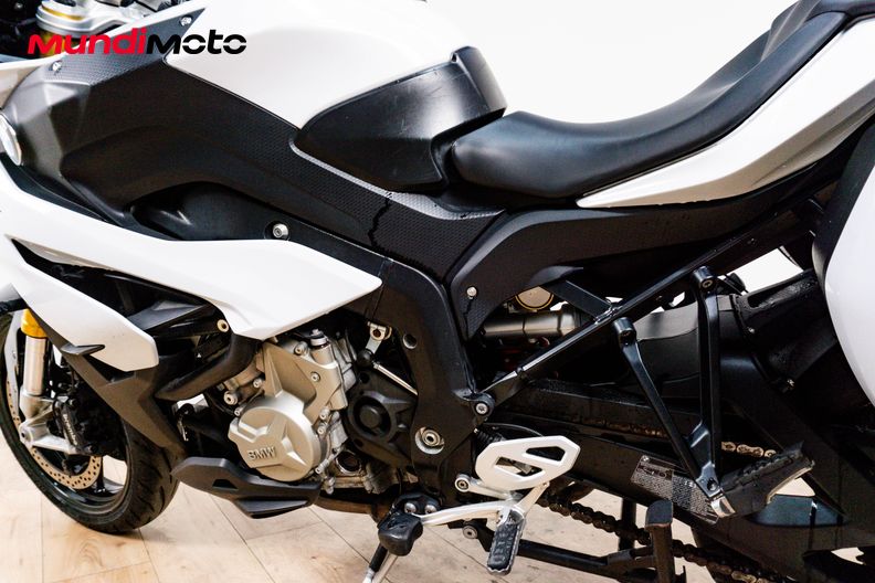 Motorbike image 8
