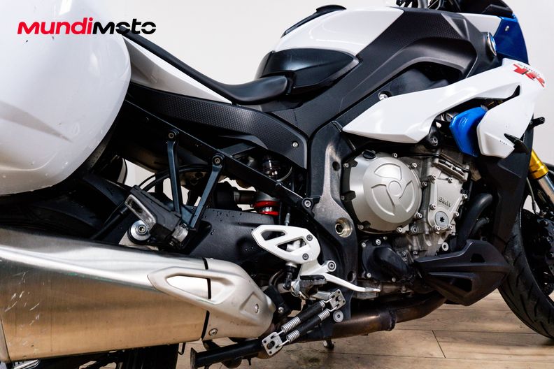 Motorbike image 3