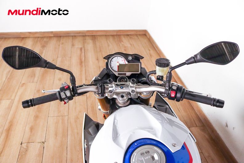Motorbike image 10