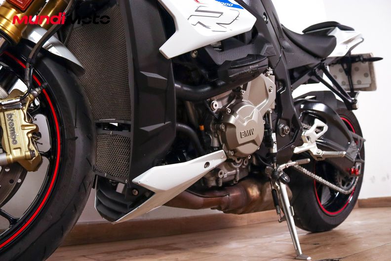 Motorbike image 8