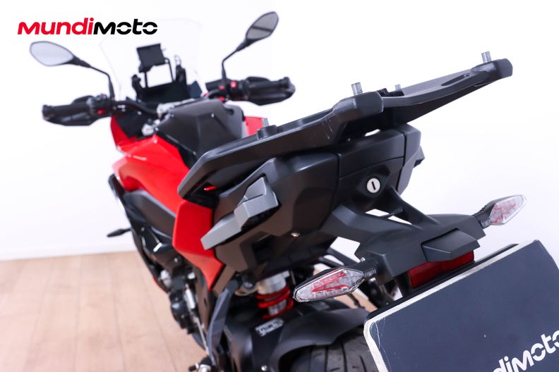 Motorbike image 9