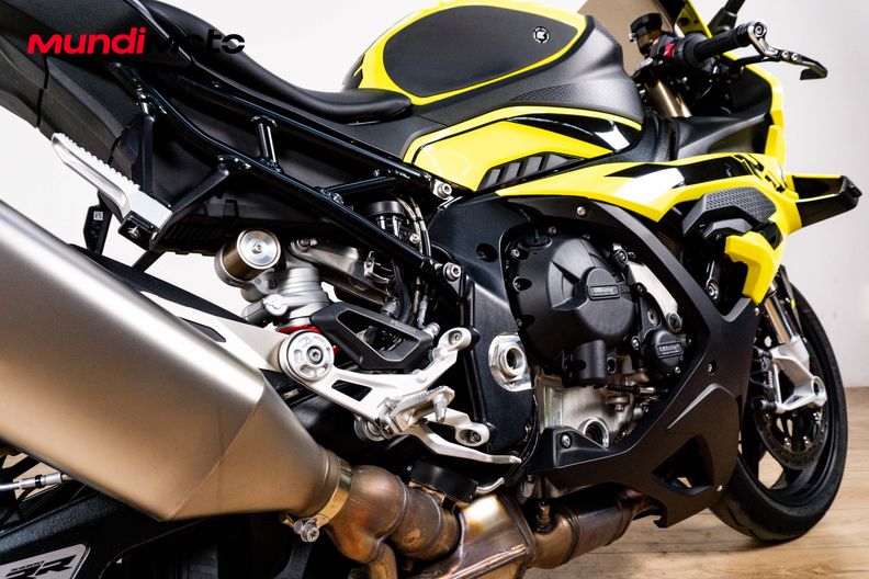 Motorbike image 3