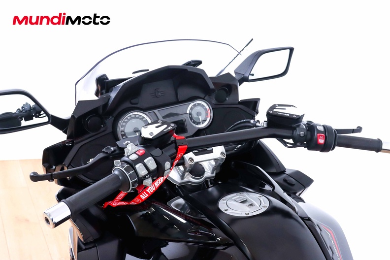 Motorbike image 10