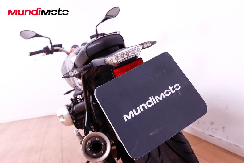 Motorbike image 9