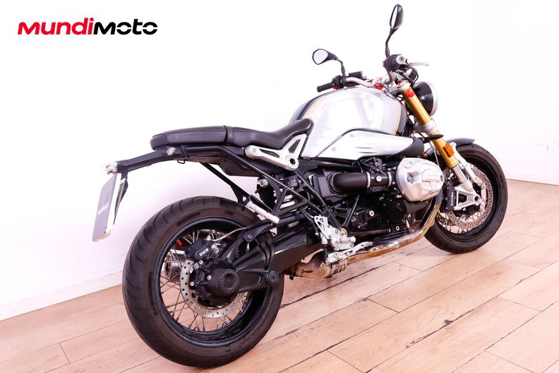 Motorbike image 2