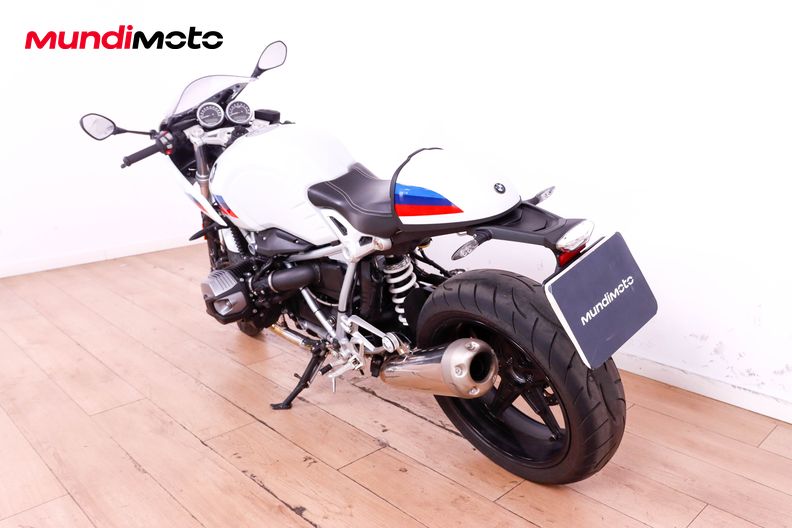 Motorbike image 6