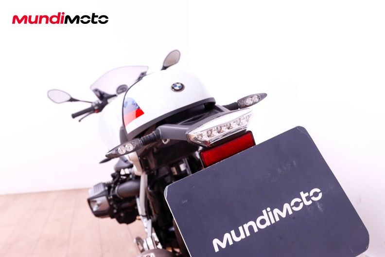 Motorbike image 9