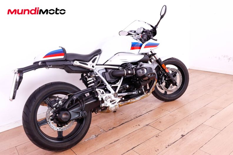 Motorbike image 2
