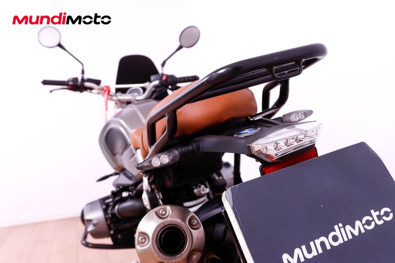 Motorbike image 9