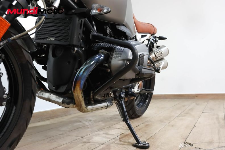 Motorbike image 8