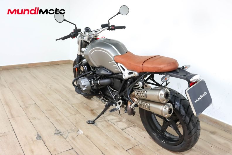 Motorbike image 6