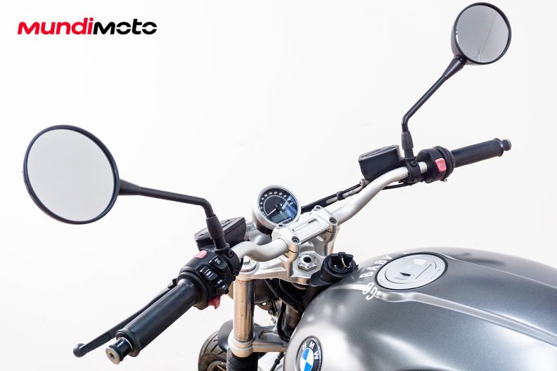 Motorbike image 10