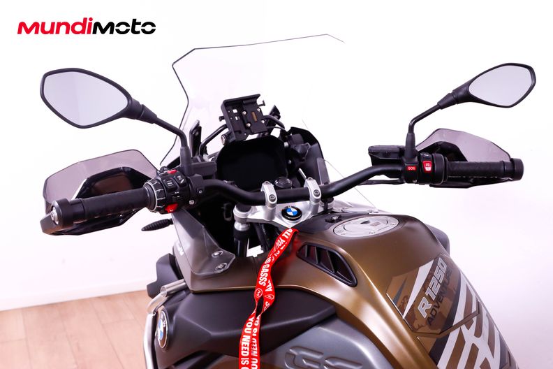 Motorbike image 10