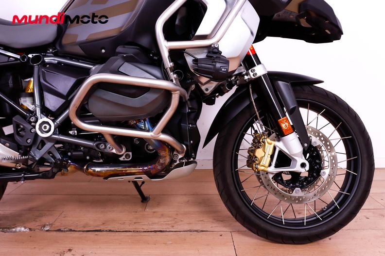 Motorbike image 12