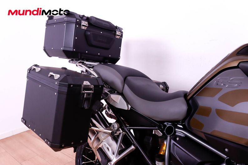 Motorbike image 13