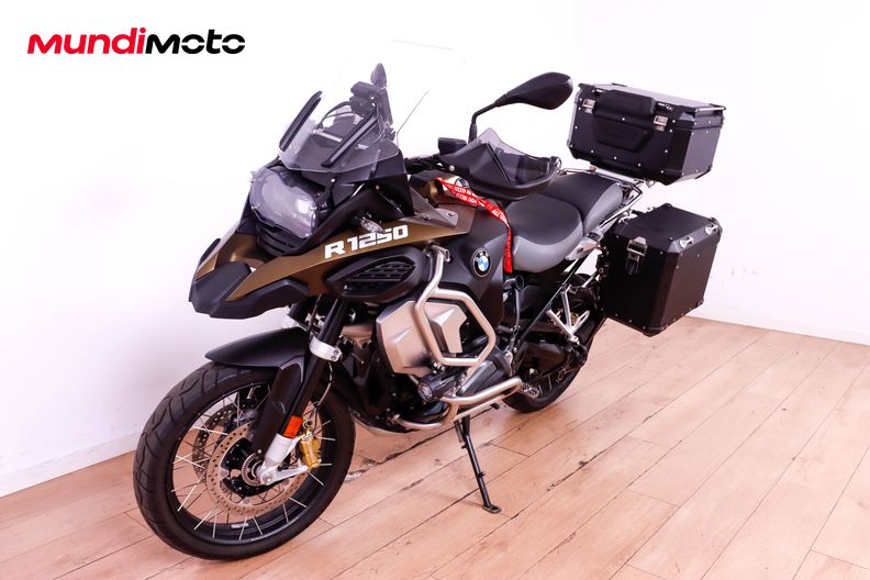 Motorbike image 7