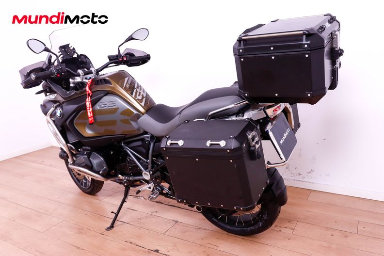 Motorbike image 6