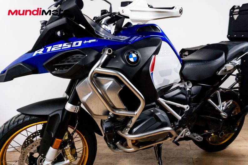 Motorbike image 9
