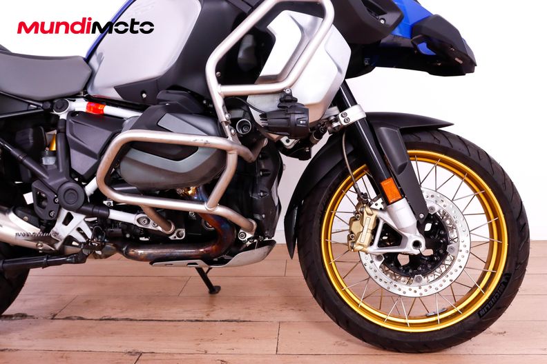 Motorbike image 12