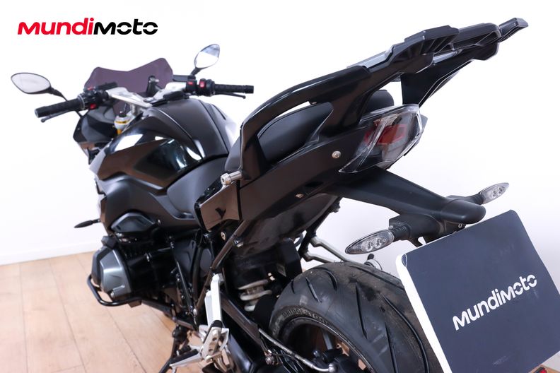 Motorbike image 9