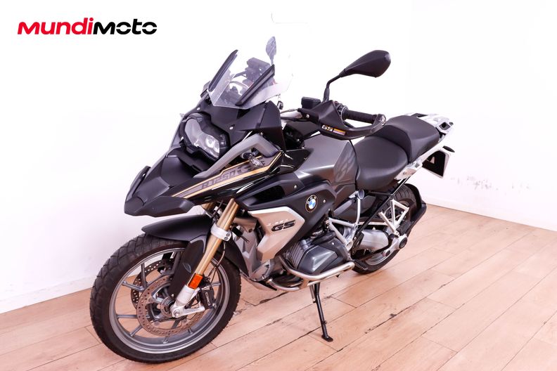 Motorbike image 7