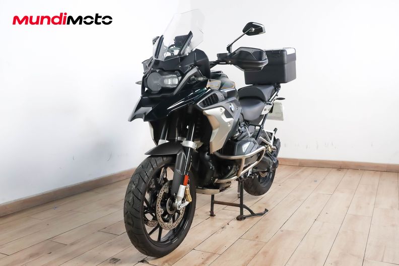 Motorbike image 7