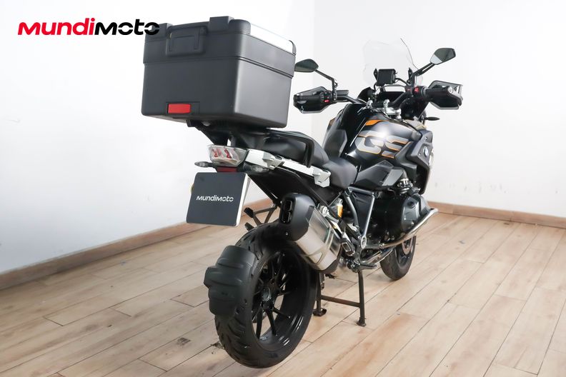 Motorbike image 2