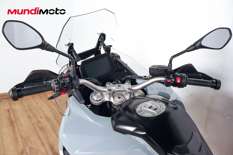 Motorbike image 10