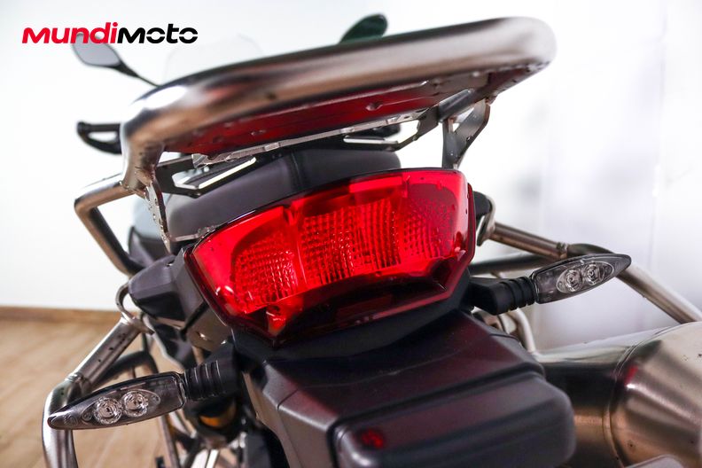 Motorbike image 9