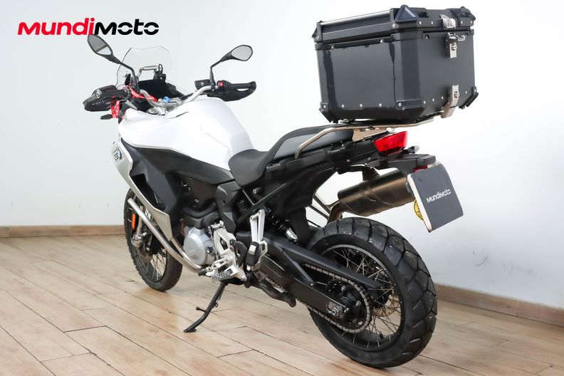 Motorbike image 6