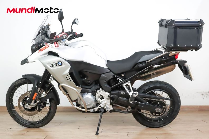 Motorbike image 5