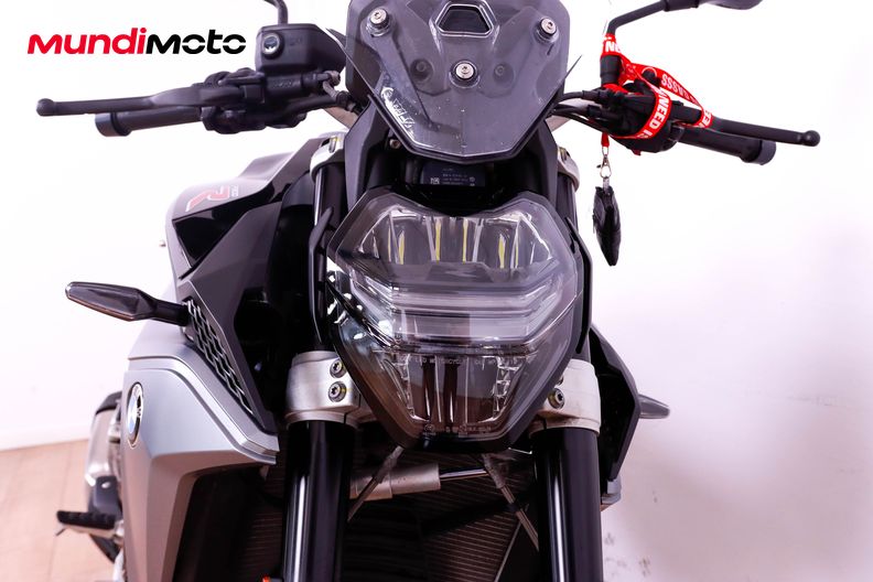 Motorbike image 4